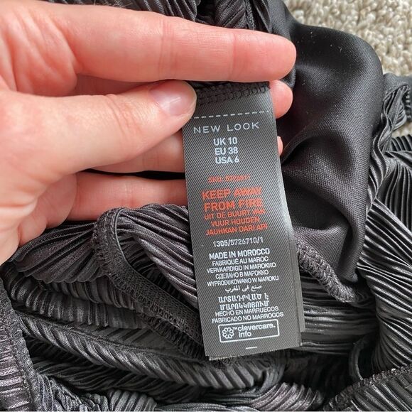 NEW LOOK | Pleated Jumpsuit - Picture 13 of 14